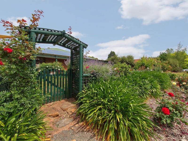 12 Braun Drive, Hahndorf SA 5245