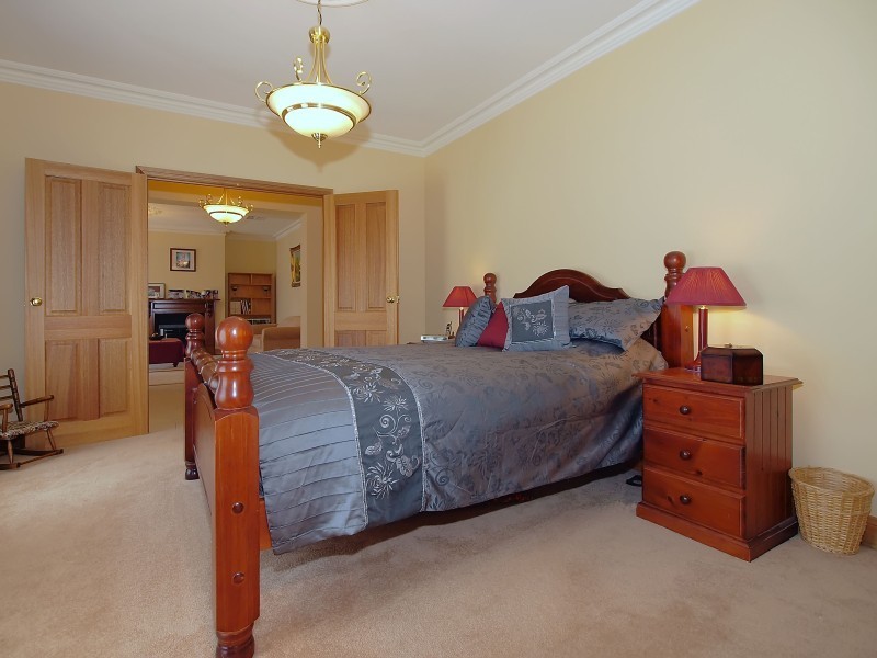 7 Crystal Court, Mount Barker SA 5251