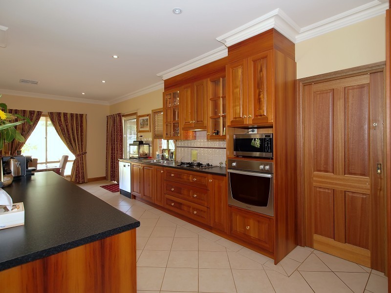 7 Crystal Court, Mount Barker SA 5251