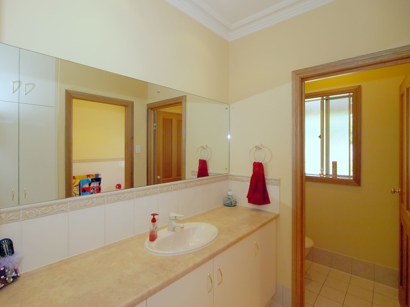 7 Crystal Court, Mount Barker SA 5251