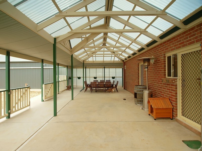 7 Crystal Court, Mount Barker SA 5251