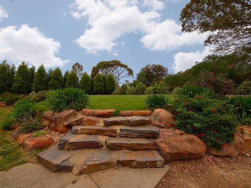 7 Crystal Court, Mount Barker SA 5251