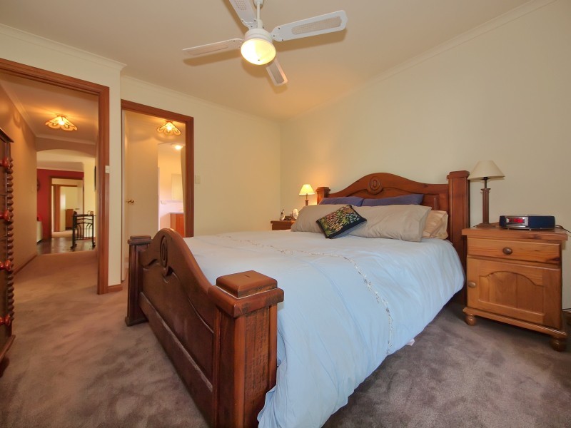 8 Braun Drive, Hahndorf SA 5245