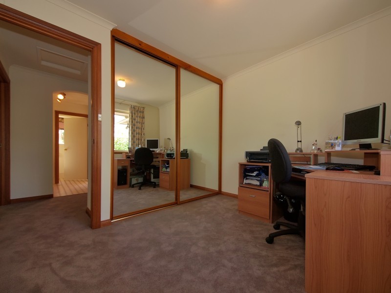 8 Braun Drive, Hahndorf SA 5245