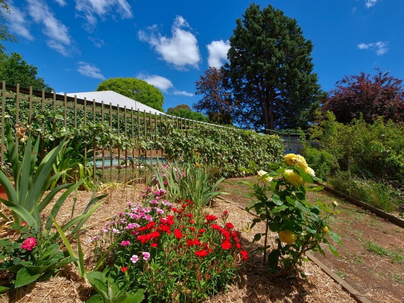 8 Braun Drive, Hahndorf SA 5245