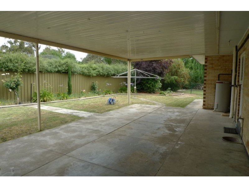 98 Main Road, Balhannah SA 5242