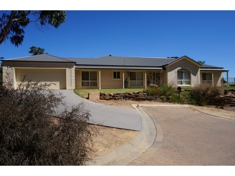 46 St Marks Drive, Woodside SA 5244