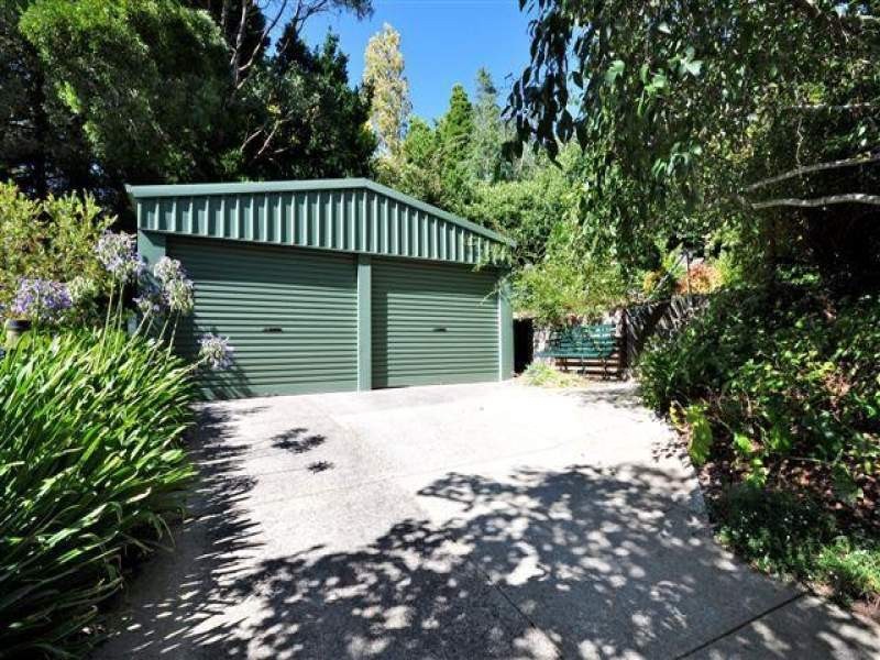 7 Devon Avenue, Stirling SA 5152