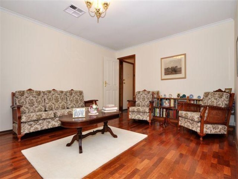 7 Devon Avenue, Stirling SA 5152