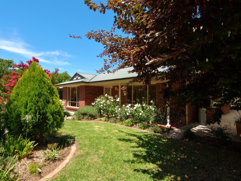 82 Onkaparinga Valley Road, Charleston SA 5244