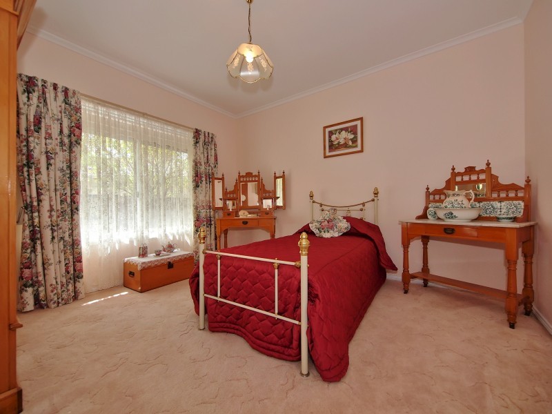 10 Jacaranda Drive, Woodside SA 5244