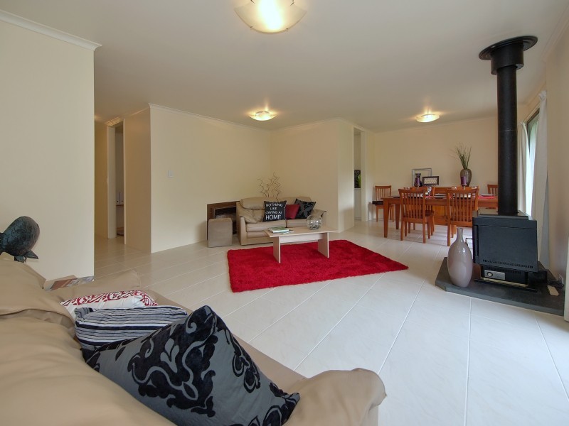 17 Hawker Road, Aldgate SA 5154