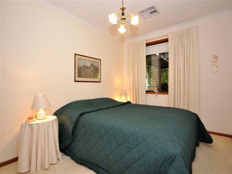 7 Devon Avenue, Stirling SA 5152