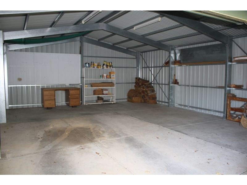 7 Devon Avenue, Stirling SA 5152