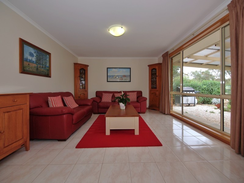 55 Jacaranda Drive, Woodside SA 5244