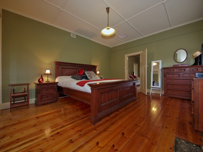 11 South Ridge Road, Woodside SA 5244