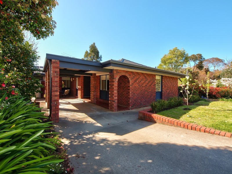 27 English Street, Hahndorf SA 5245