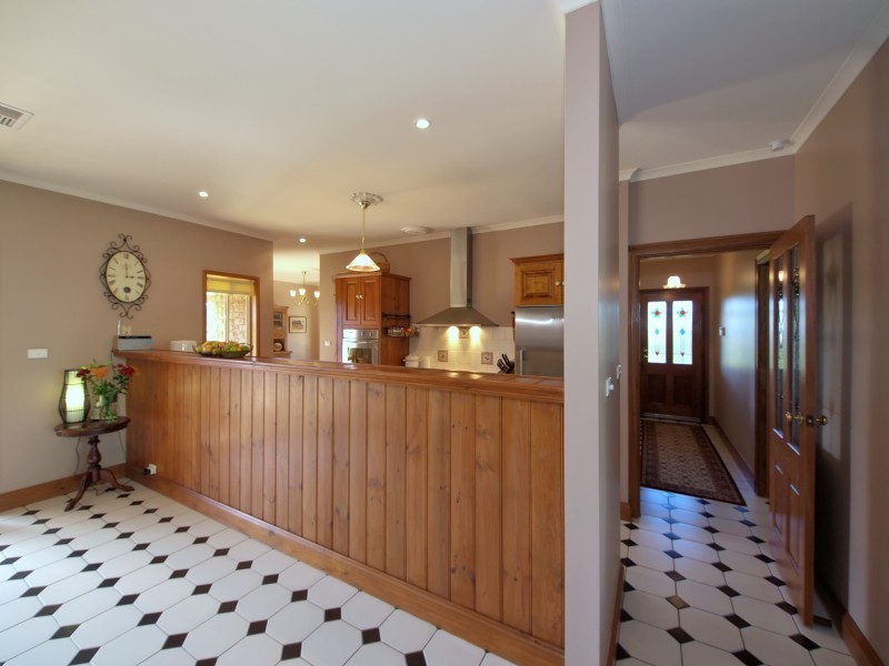 8 Alan Street, Gumeracha SA 5233