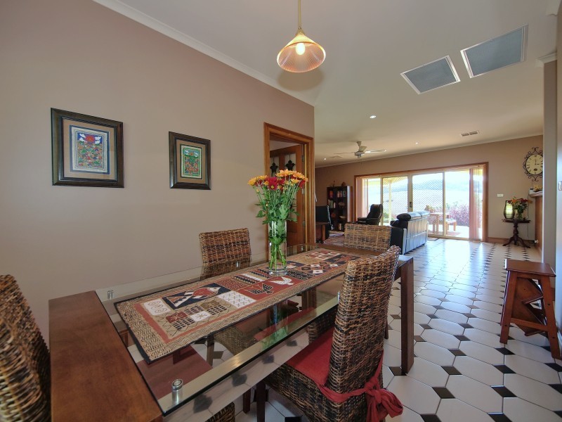 8 Alan Street, Gumeracha SA 5233