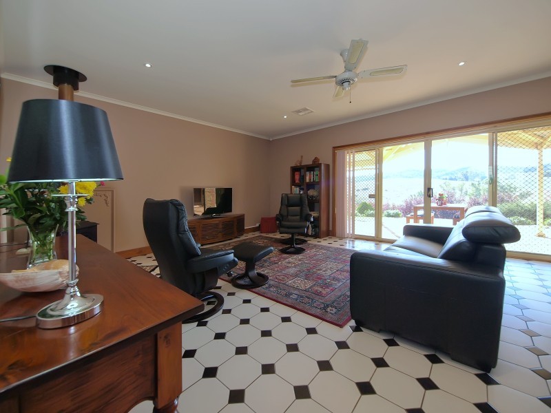 8 Alan Street, Gumeracha SA 5233