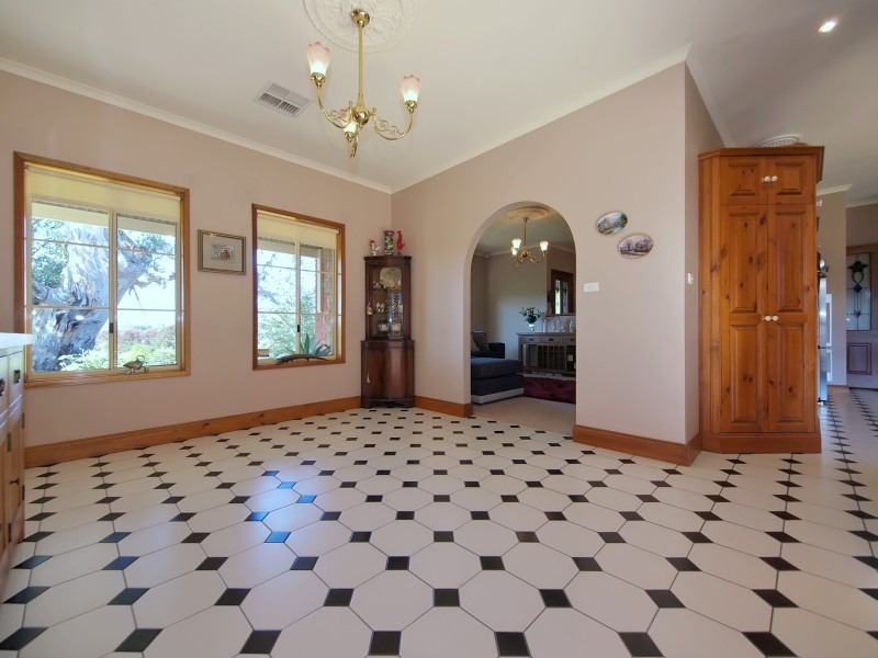 8 Alan Street, Gumeracha SA 5233