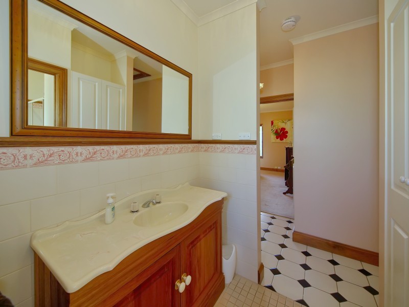 8 Alan Street, Gumeracha SA 5233