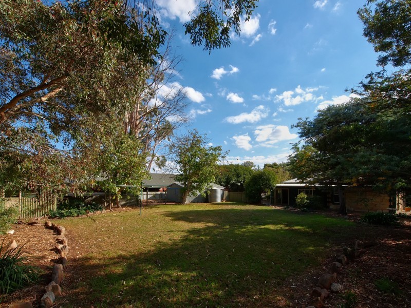82 Onkaparinga Valley Road, Woodside SA 5244