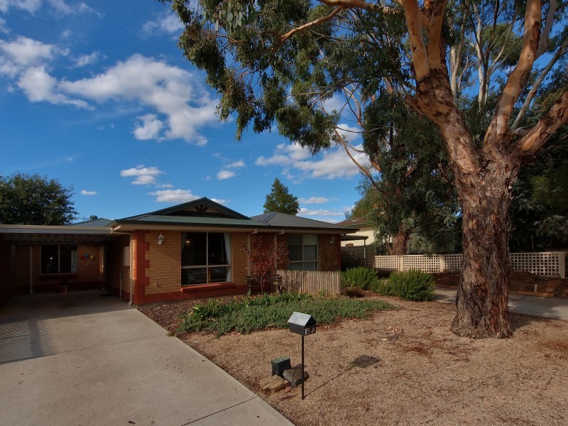 15a Poplar Crescent, Mount Barker SA 5251