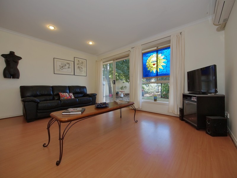 15a Poplar Crescent, Mount Barker SA 5251