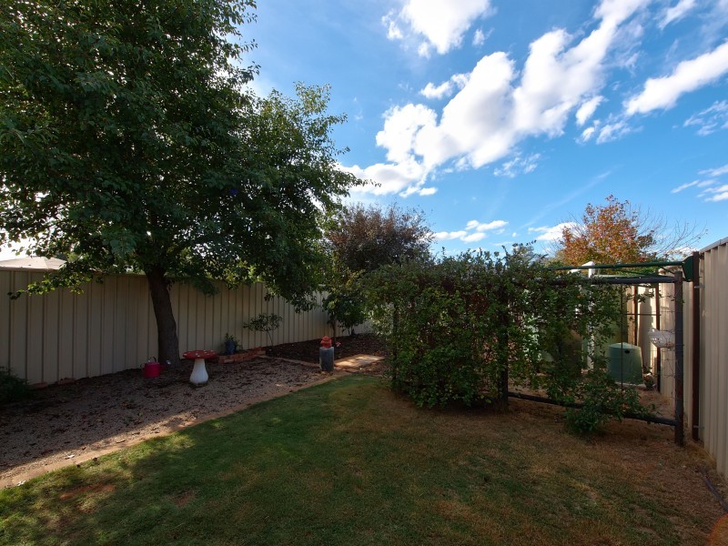 15a Poplar Crescent, Mount Barker SA 5251