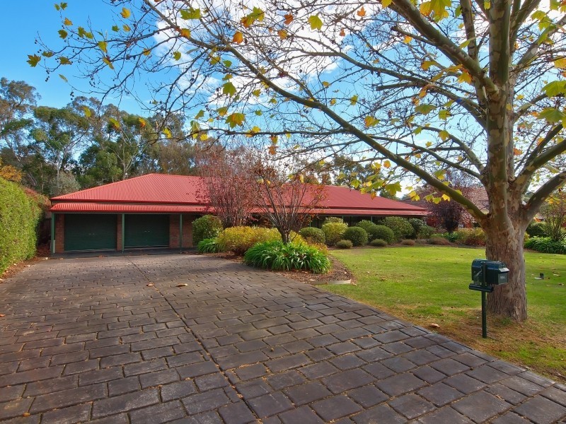 5 Nightingale Court, Oakbank SA 5243