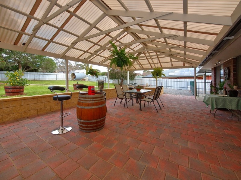 11 Perrin Street, Woodside SA 5244