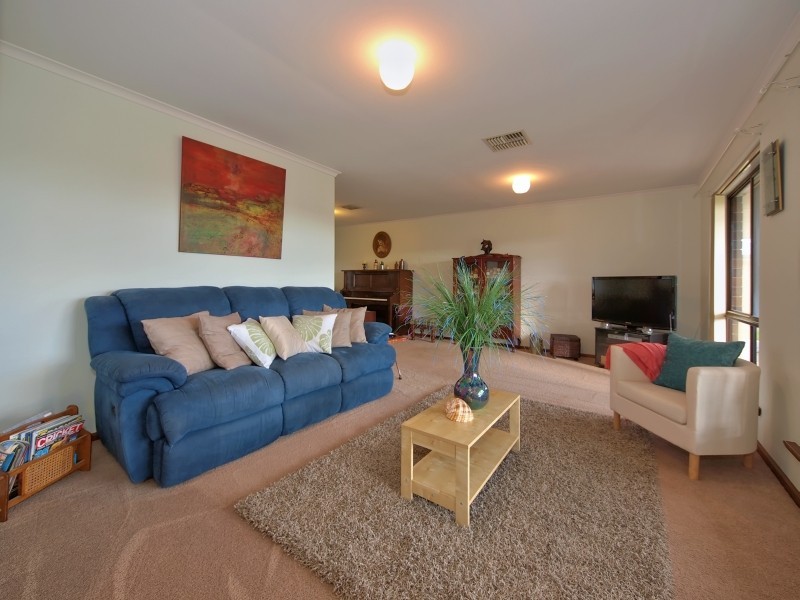 11 Perrin Street, Woodside SA 5244