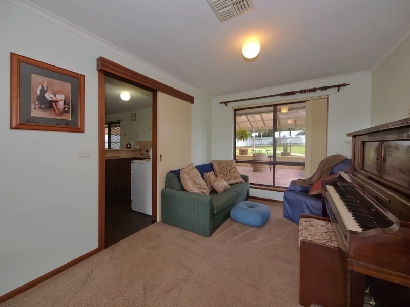 11 Perrin Street, Woodside SA 5244