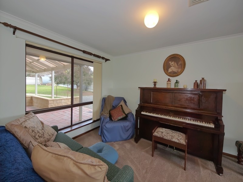 11 Perrin Street, Woodside SA 5244