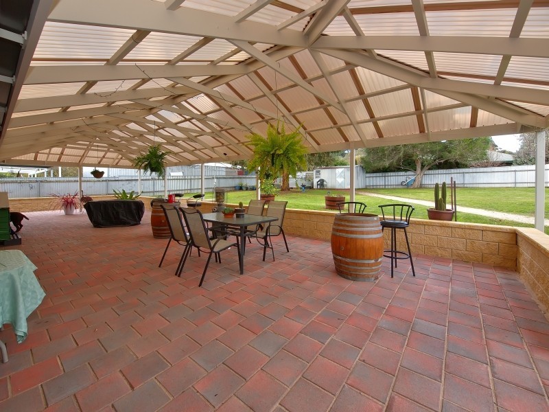 11 Perrin Street, Woodside SA 5244