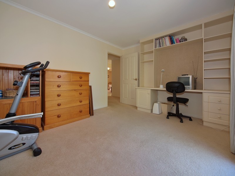 7 Elm Drive, Oakbank SA 5243