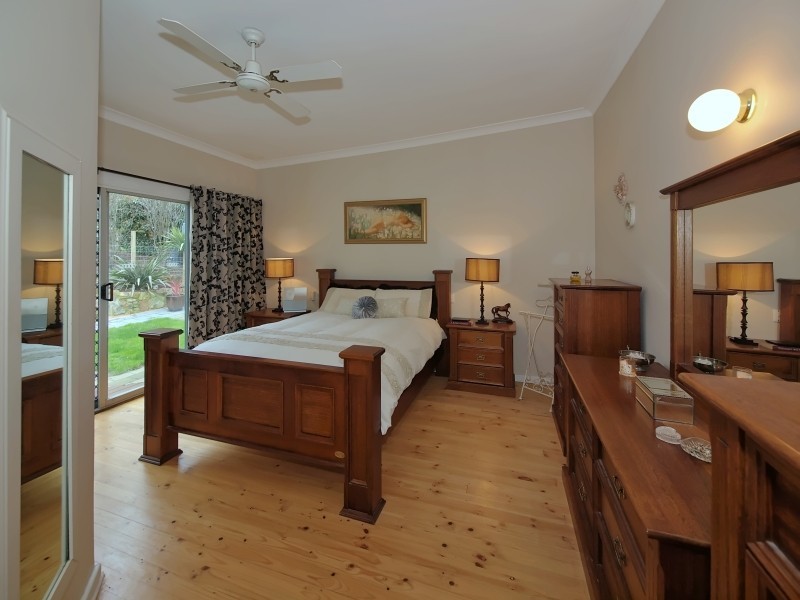 98 Sheoak Road, Crafers West SA 5152