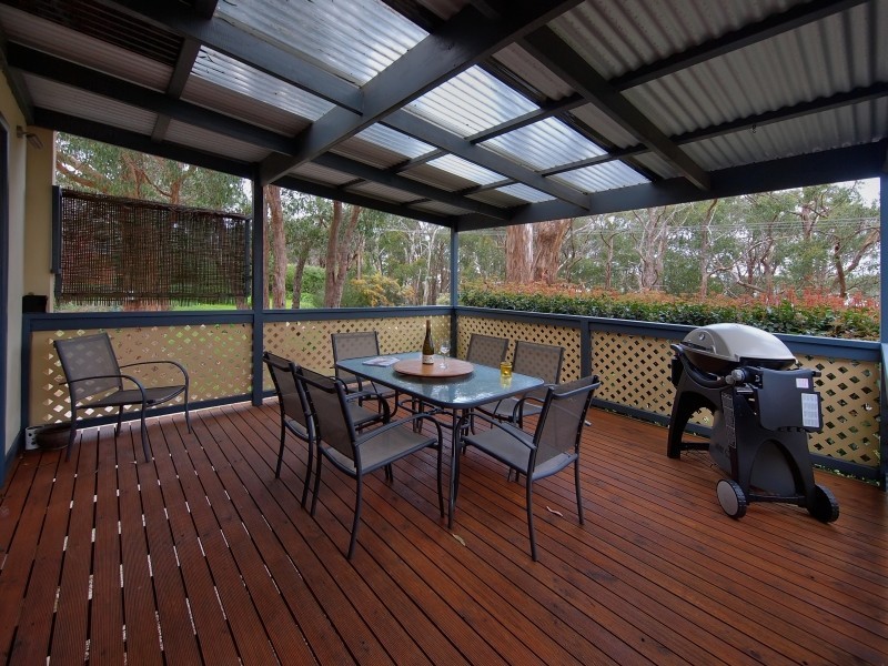98 Sheoak Road, Crafers West SA 5152