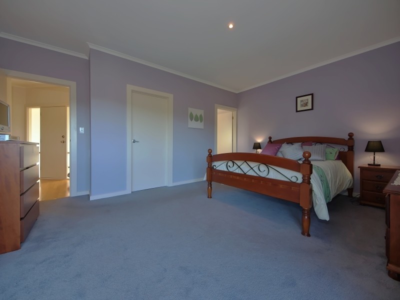 8 Mount View Road, Charleston SA 5244