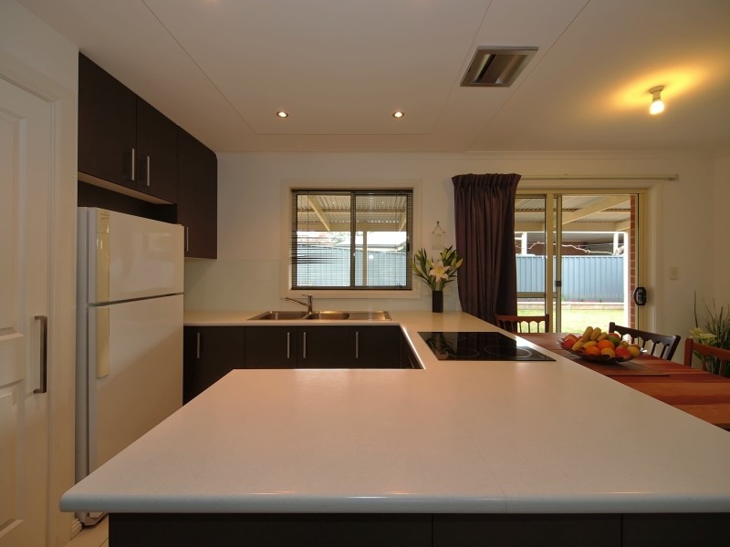 16 Douglas Drive, Mount Barker SA 5251