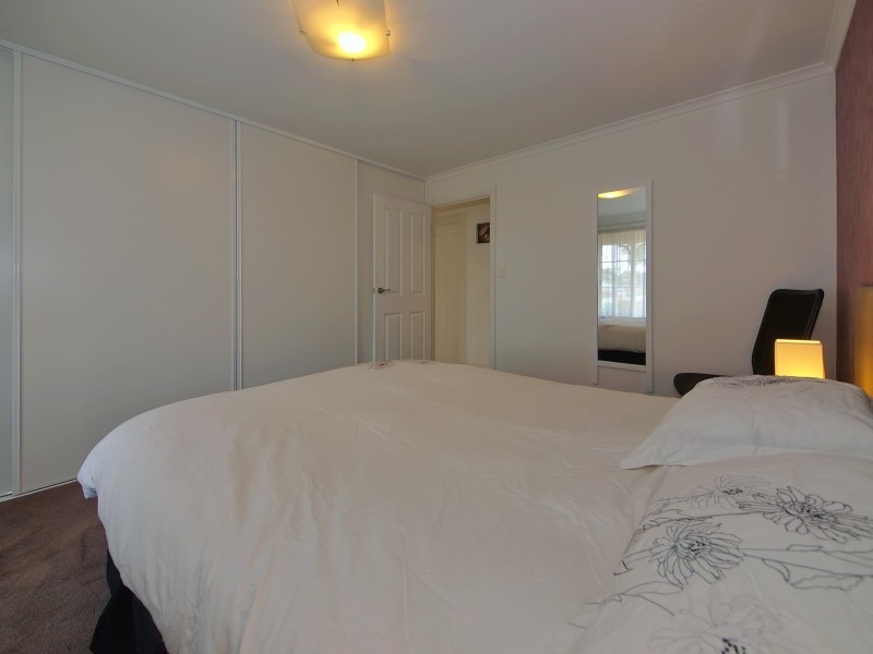 16 Douglas Drive, Mount Barker SA 5251