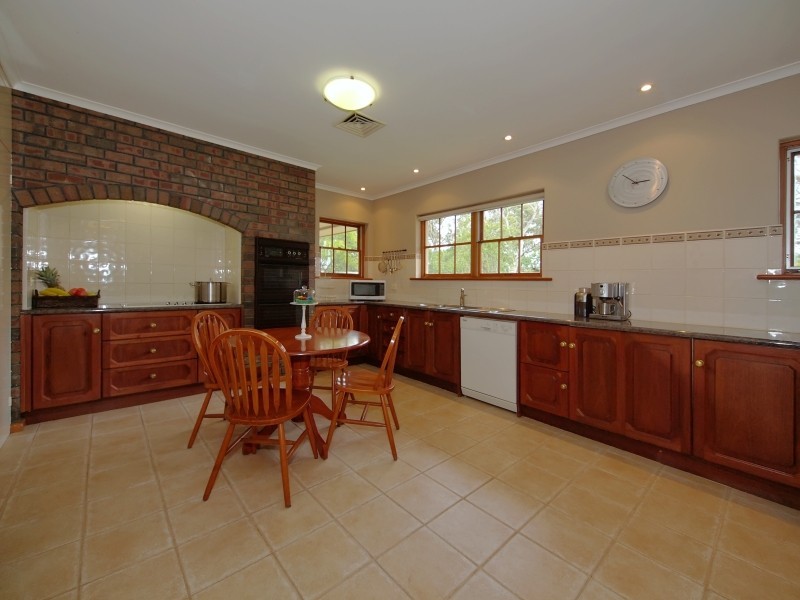 30 Karkoo Court, Mount Barker SA 5251