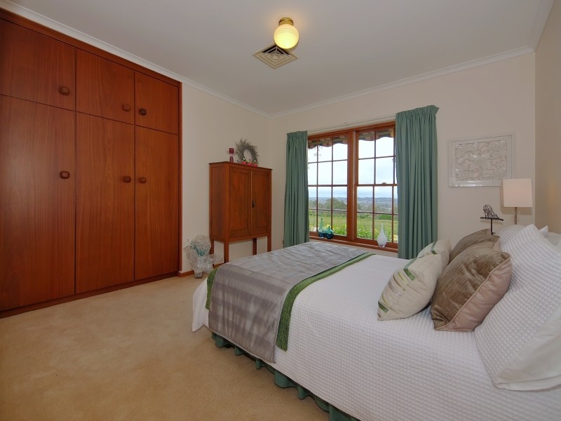 30 Karkoo Court, Mount Barker SA 5251