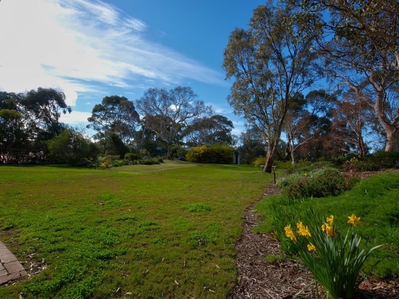 30 Karkoo Court, Mount Barker SA 5251