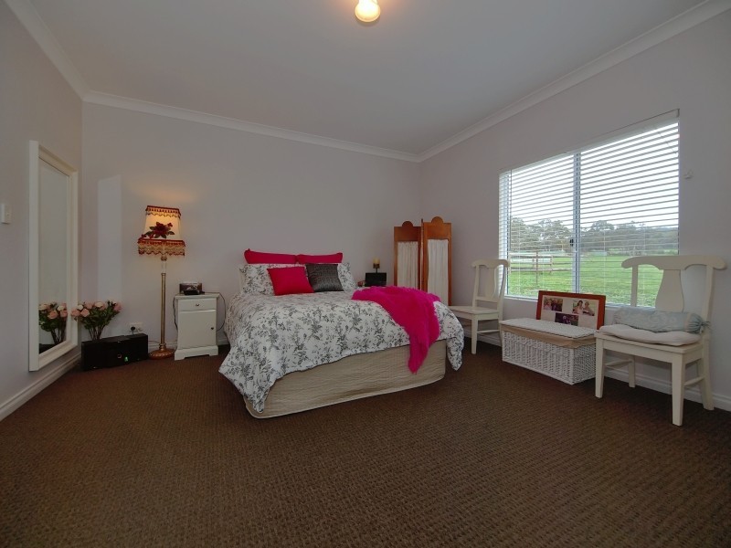 12 Onkaparinga Valley Road, Charleston SA 5244