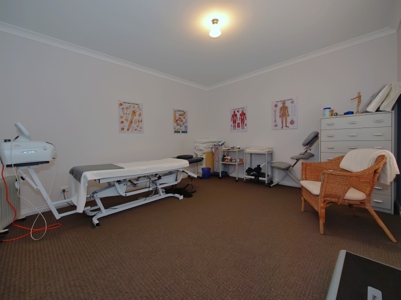 12 Onkaparinga Valley Road, Charleston SA 5244