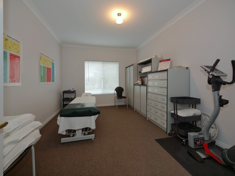 12 Onkaparinga Valley Road, Charleston SA 5244