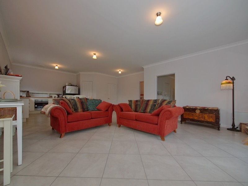 12 Onkaparinga Valley Road, Charleston SA 5244