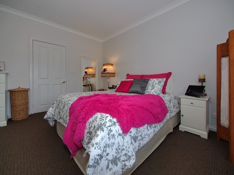 12 Onkaparinga Valley Road, Charleston SA 5244